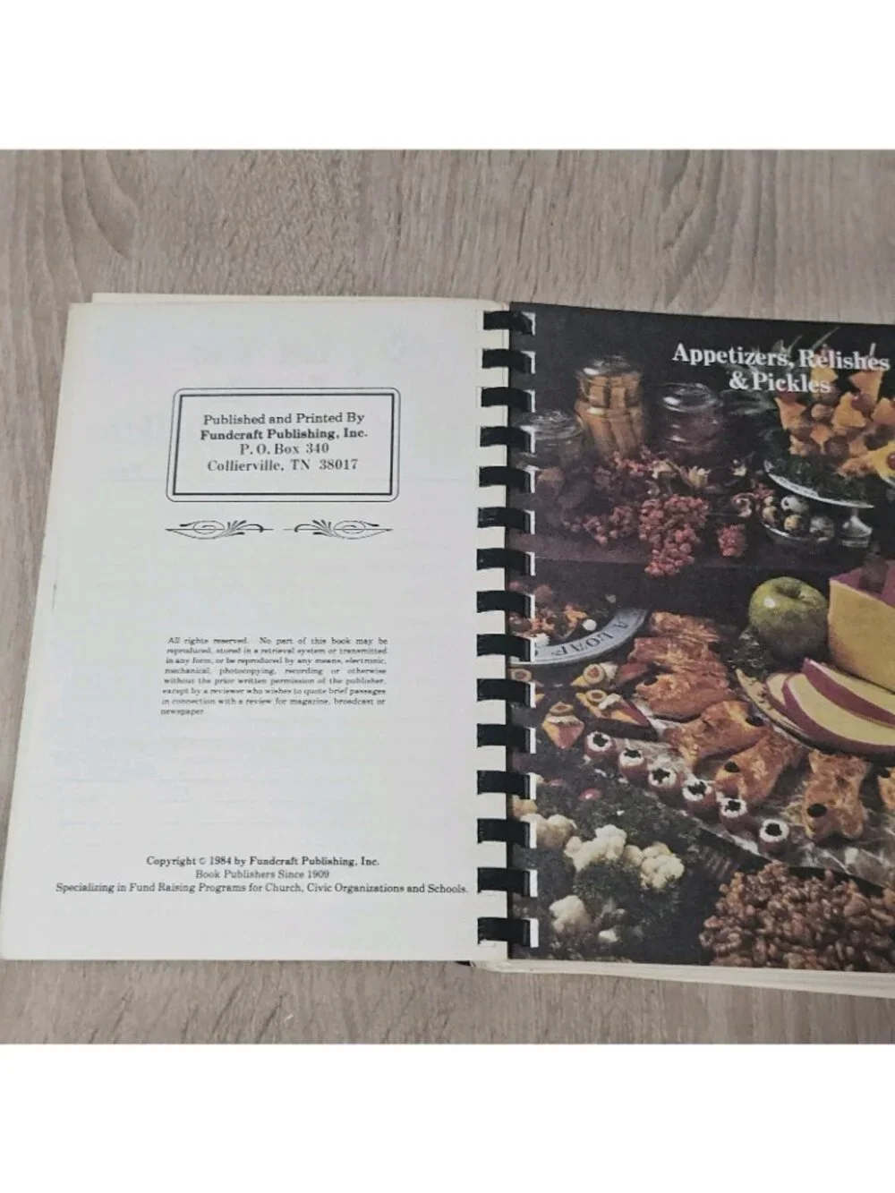 Vintage 1984 Berry-Good Recipes Cookbook United Methodist Church Palm Harbor Fl